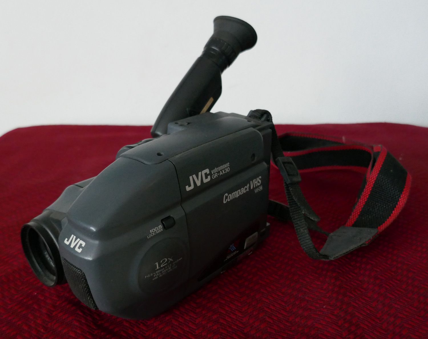 JVC C VHS..jpg