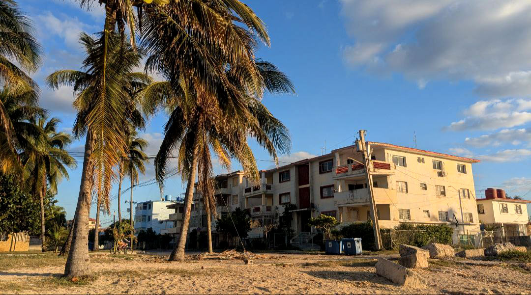Edificación cercana.jpg