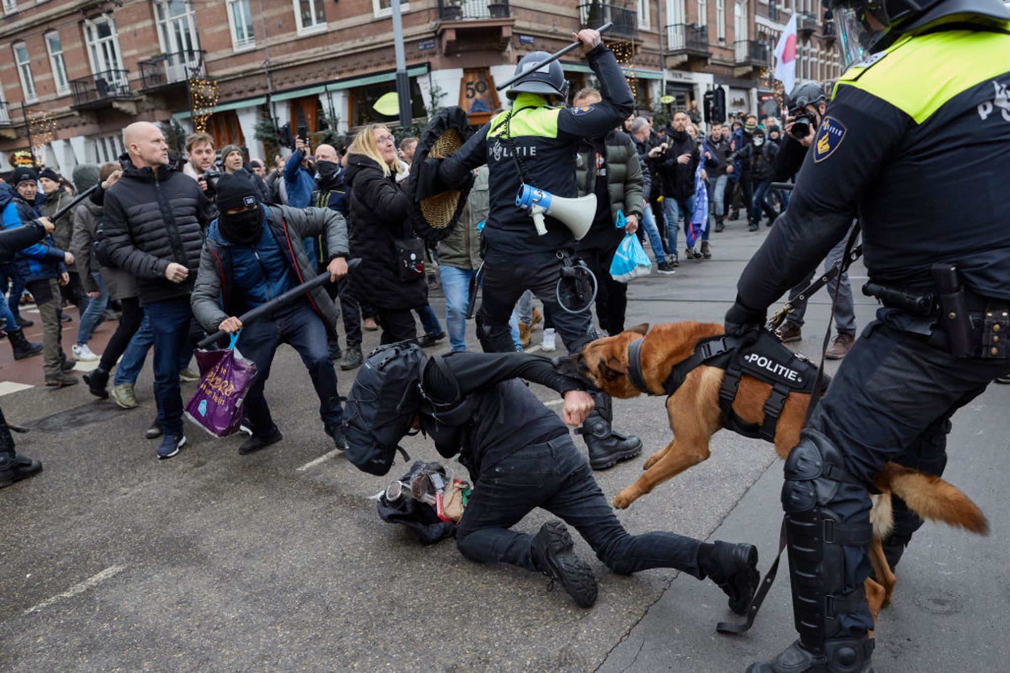 Amsterdam-protest_05.jpg