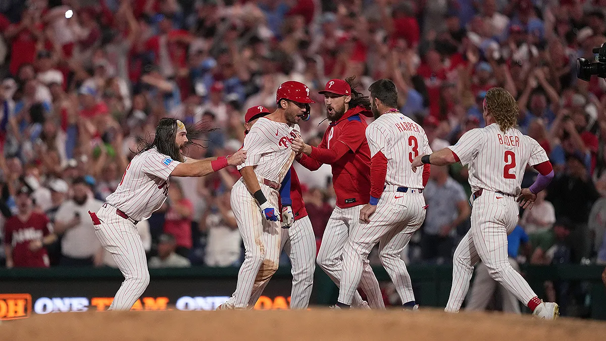 USA-Trea-Turner-walk-off.webp