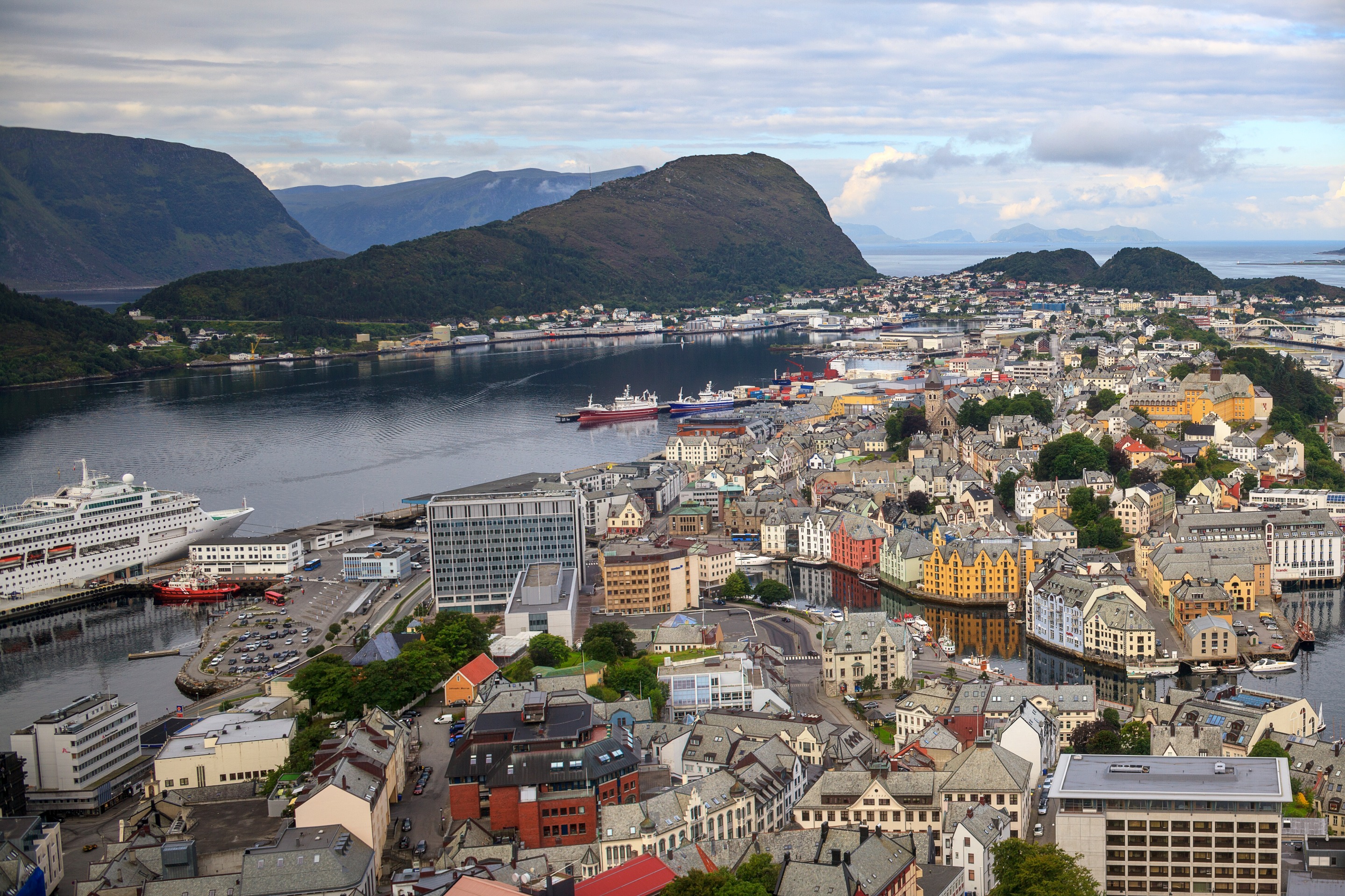 Alesund From Aksla.jpg