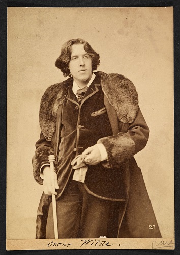 Oscar_Wilde_by_Sarony_1882_21a.jpg