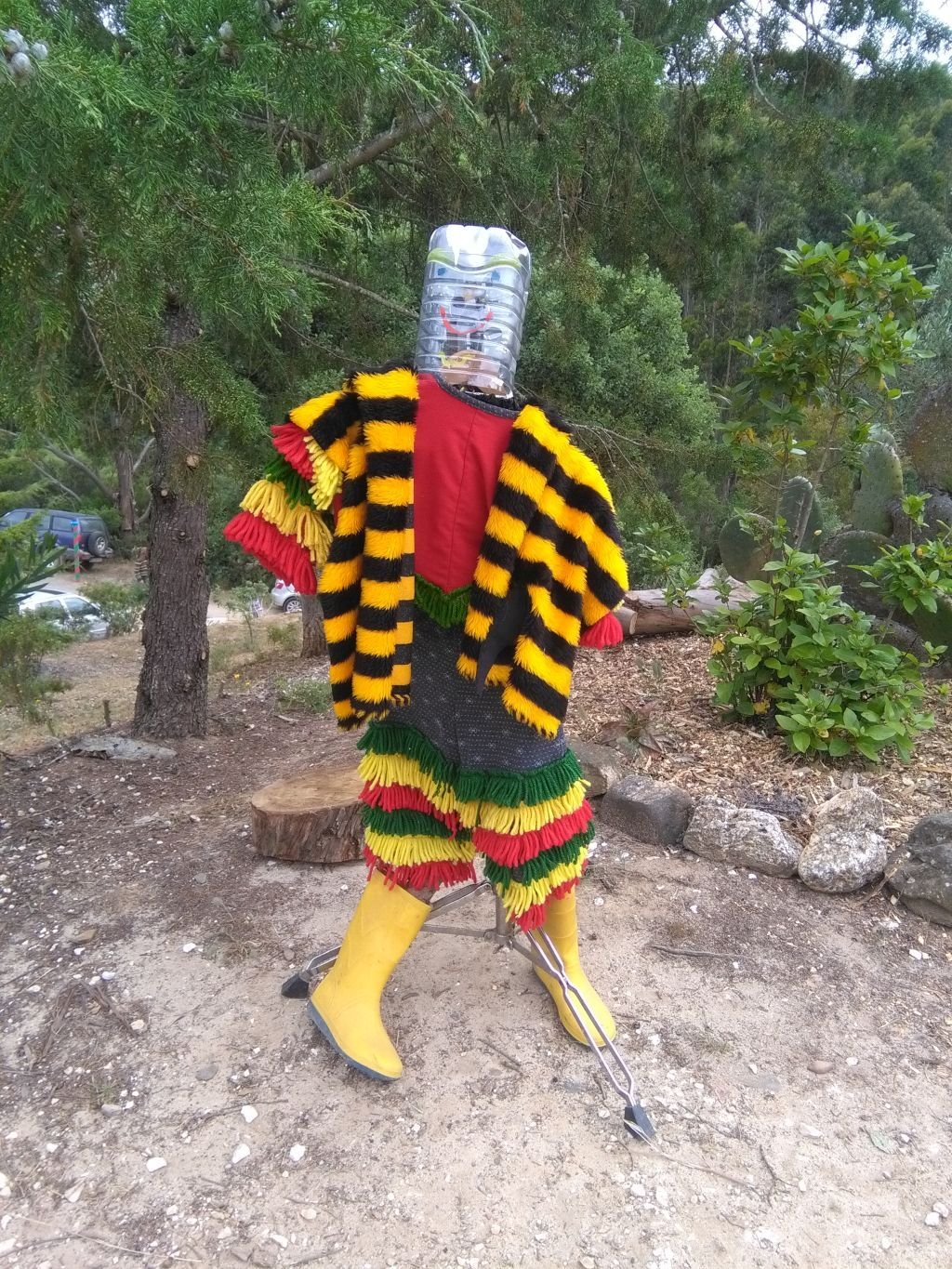 muelli weird figure.jpg