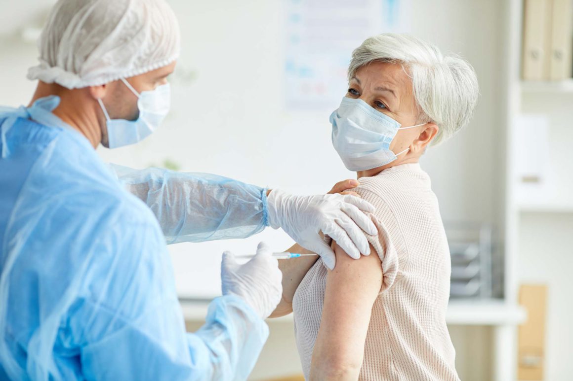 COVID19vaccine1160x773.jpg