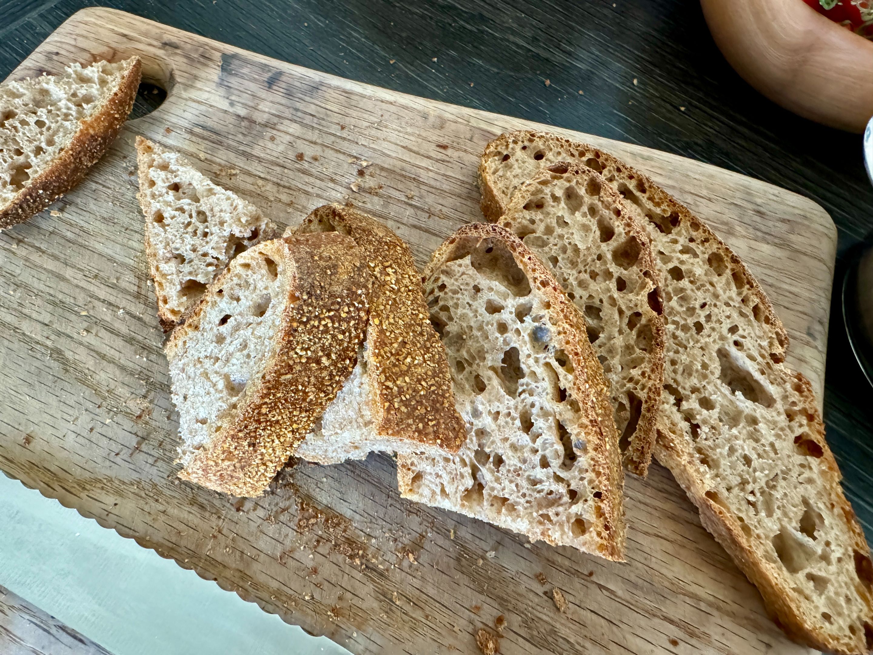 Spelt-based sourdough: nice crumb, but less height