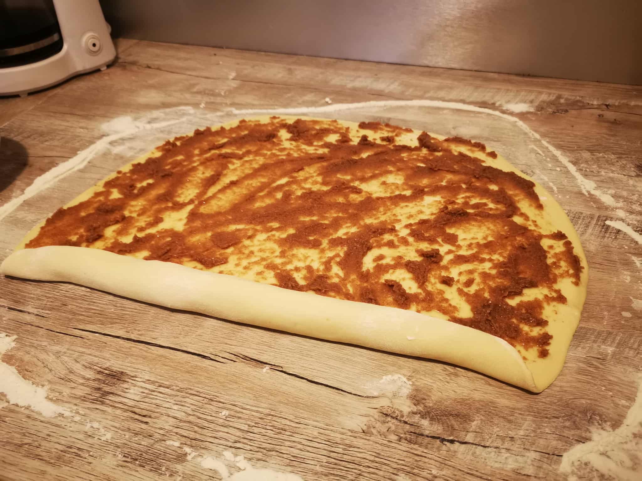 23- cinnamon rolls.jpg