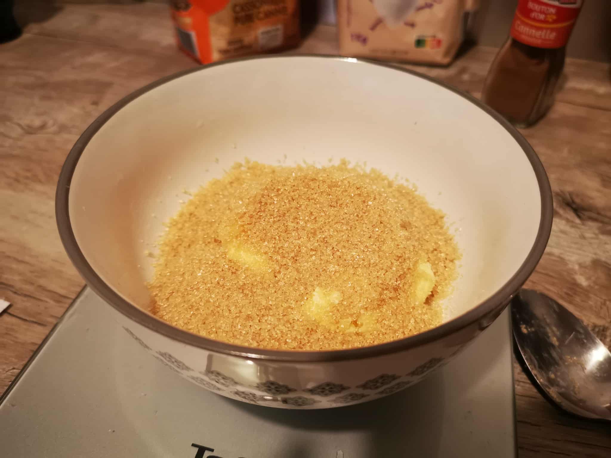 14- cinnamon rolls.jpg