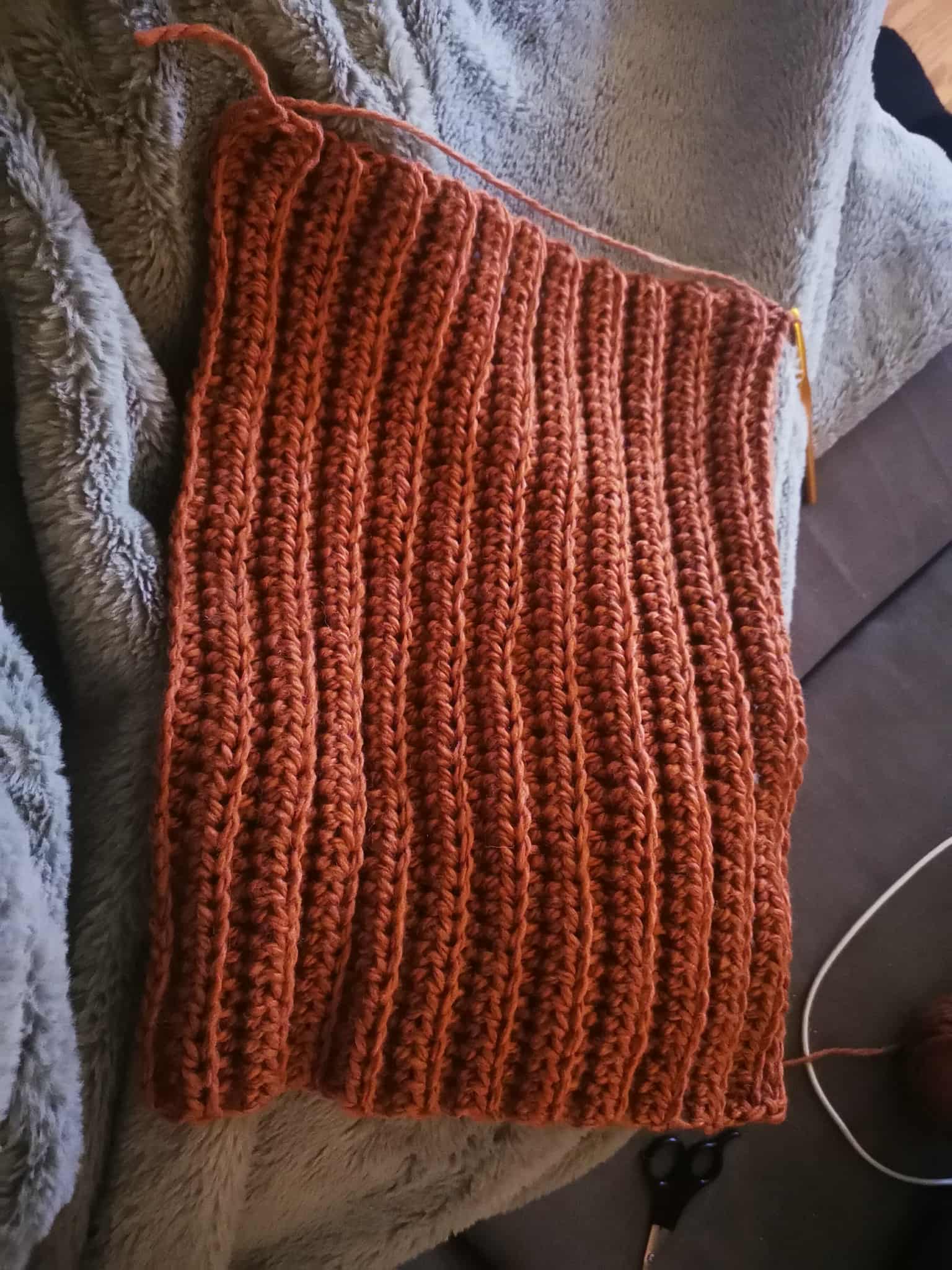 13-pull marron pour l'hiver.jpg