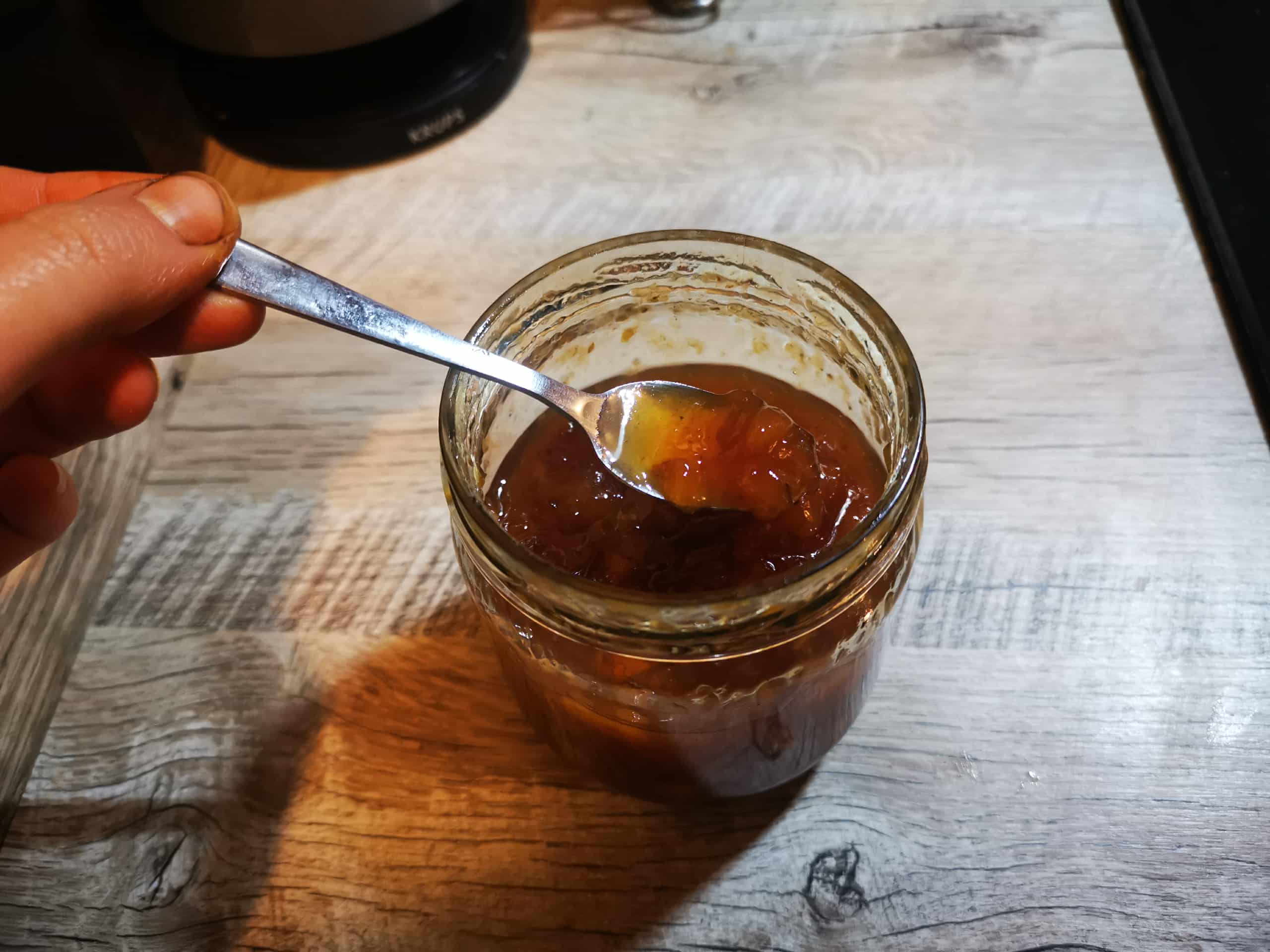 15- confiture de peche.jpg