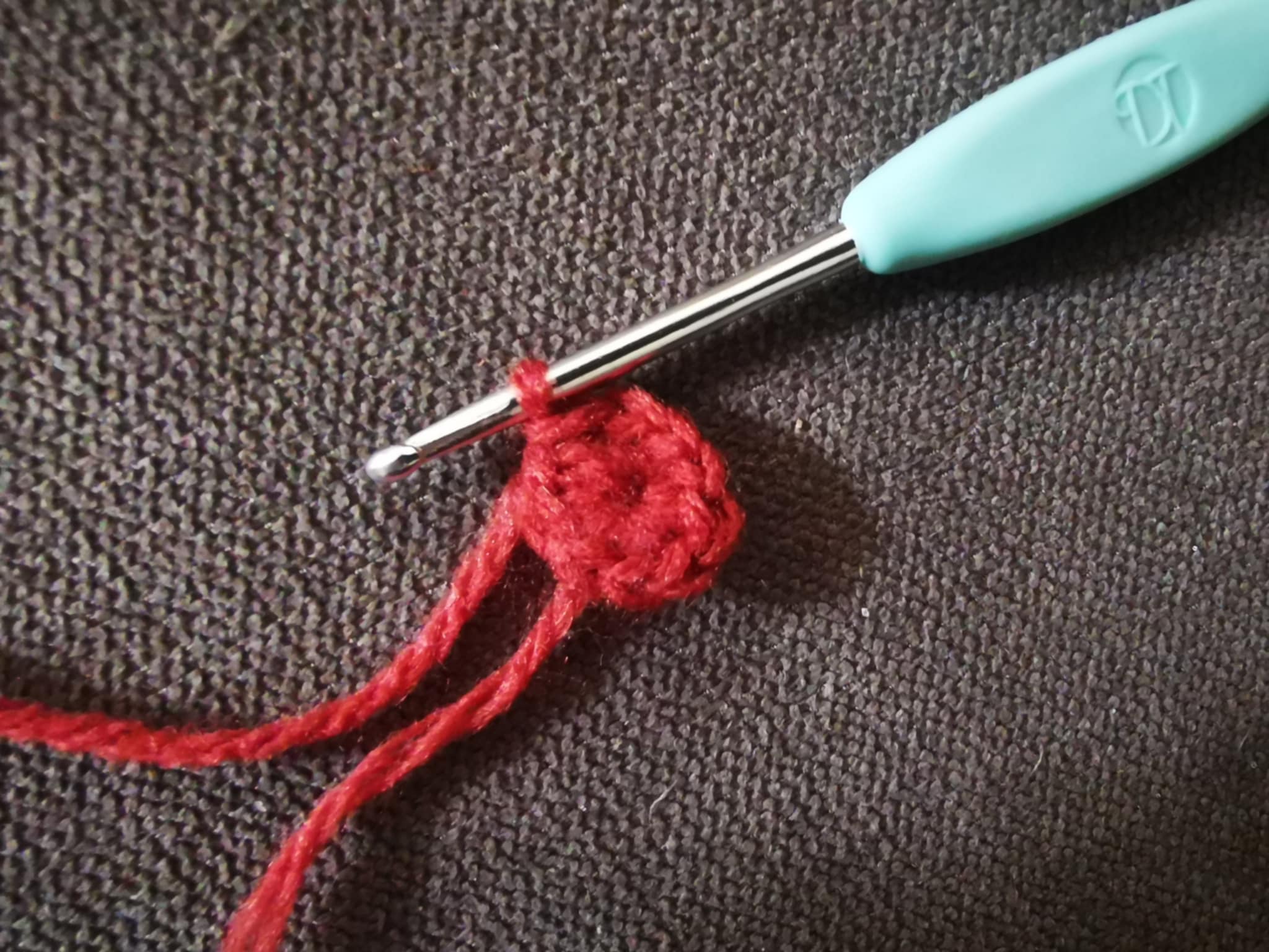 4 -porte-clés fleur crochet.jpg