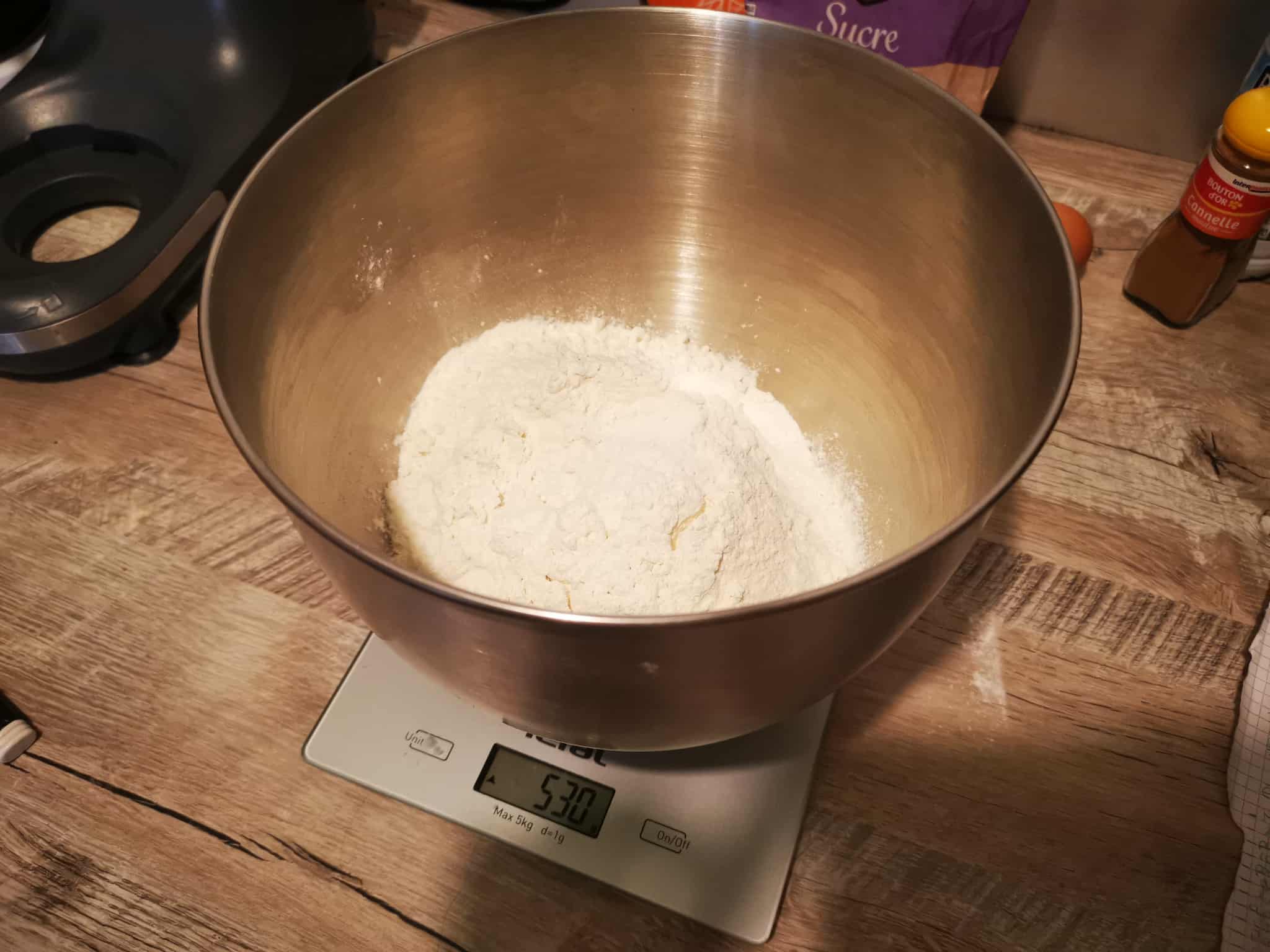 2- cinnamon rolls.jpg