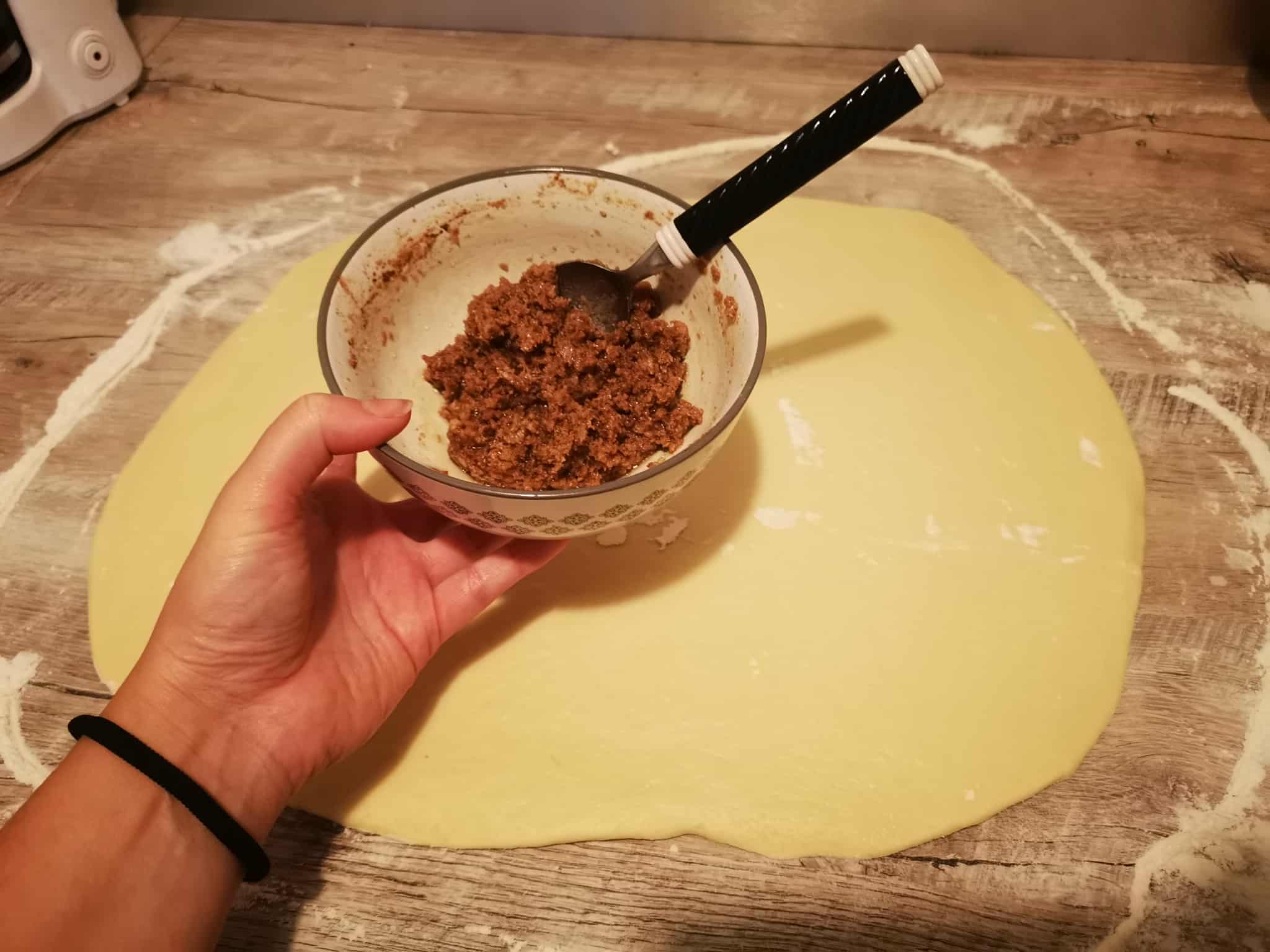 21- cinnamon rolls.jpg