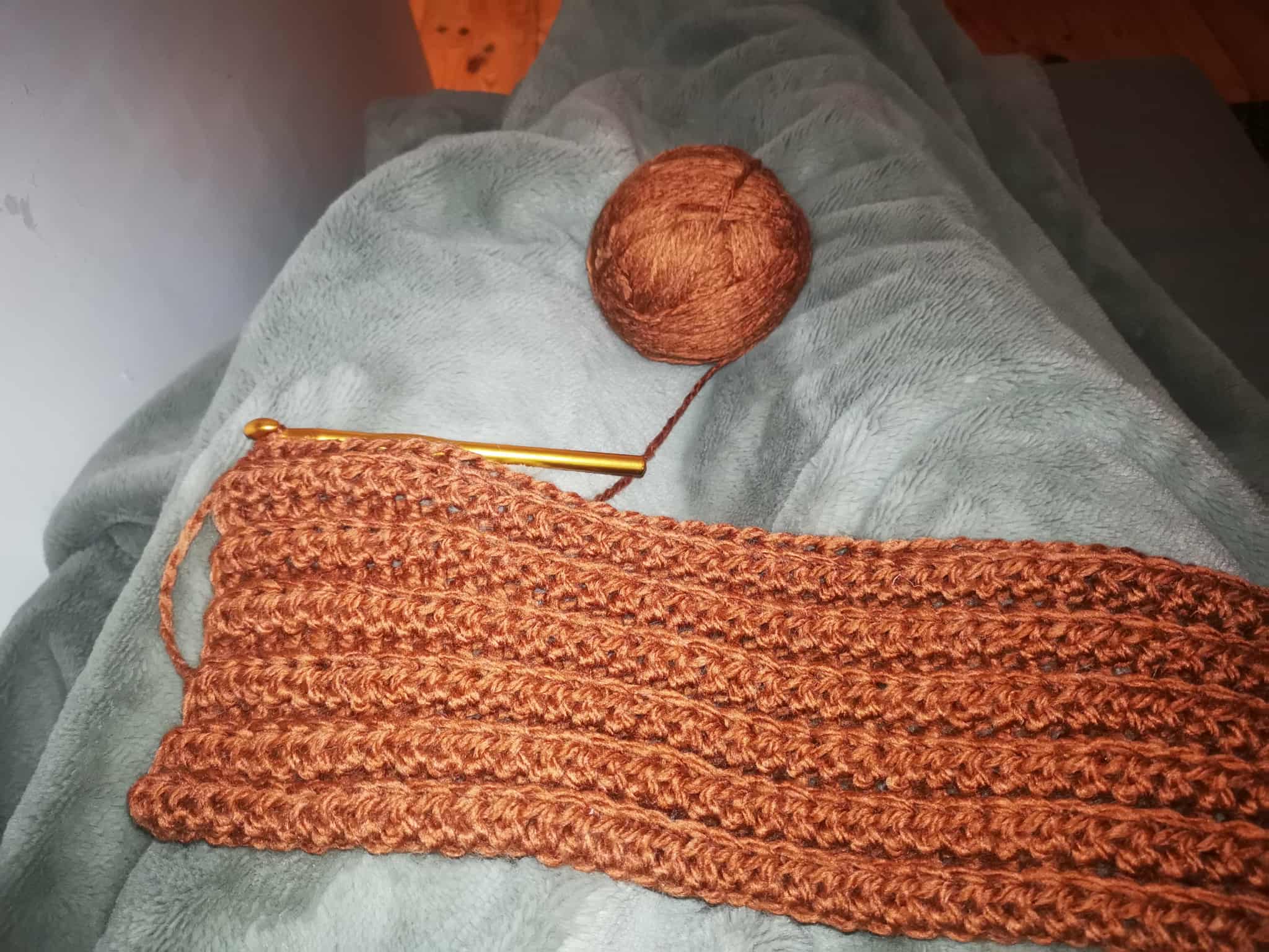 7-pull marron pour l'hiver.jpg