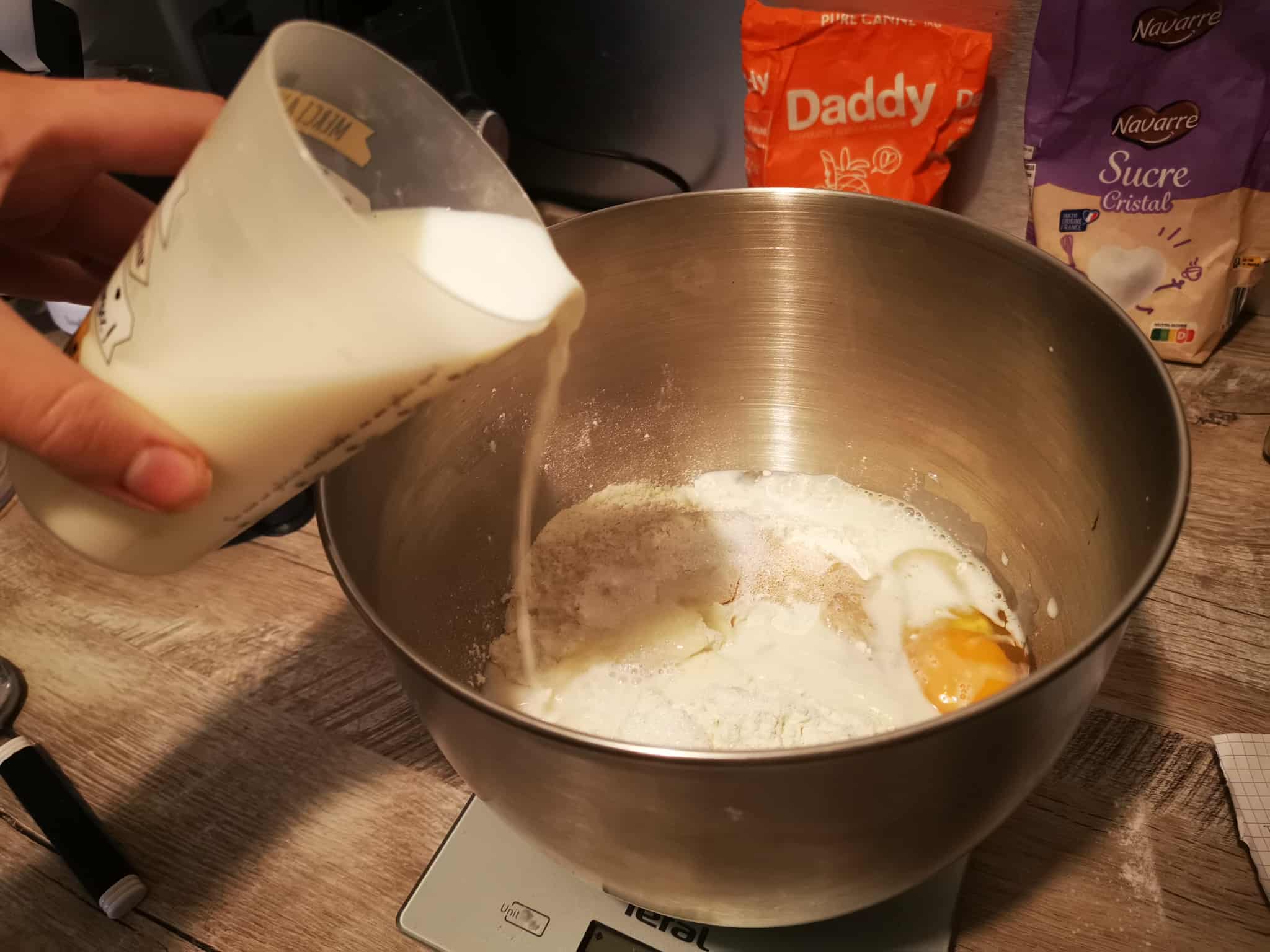 8- cinnamon rolls.jpg