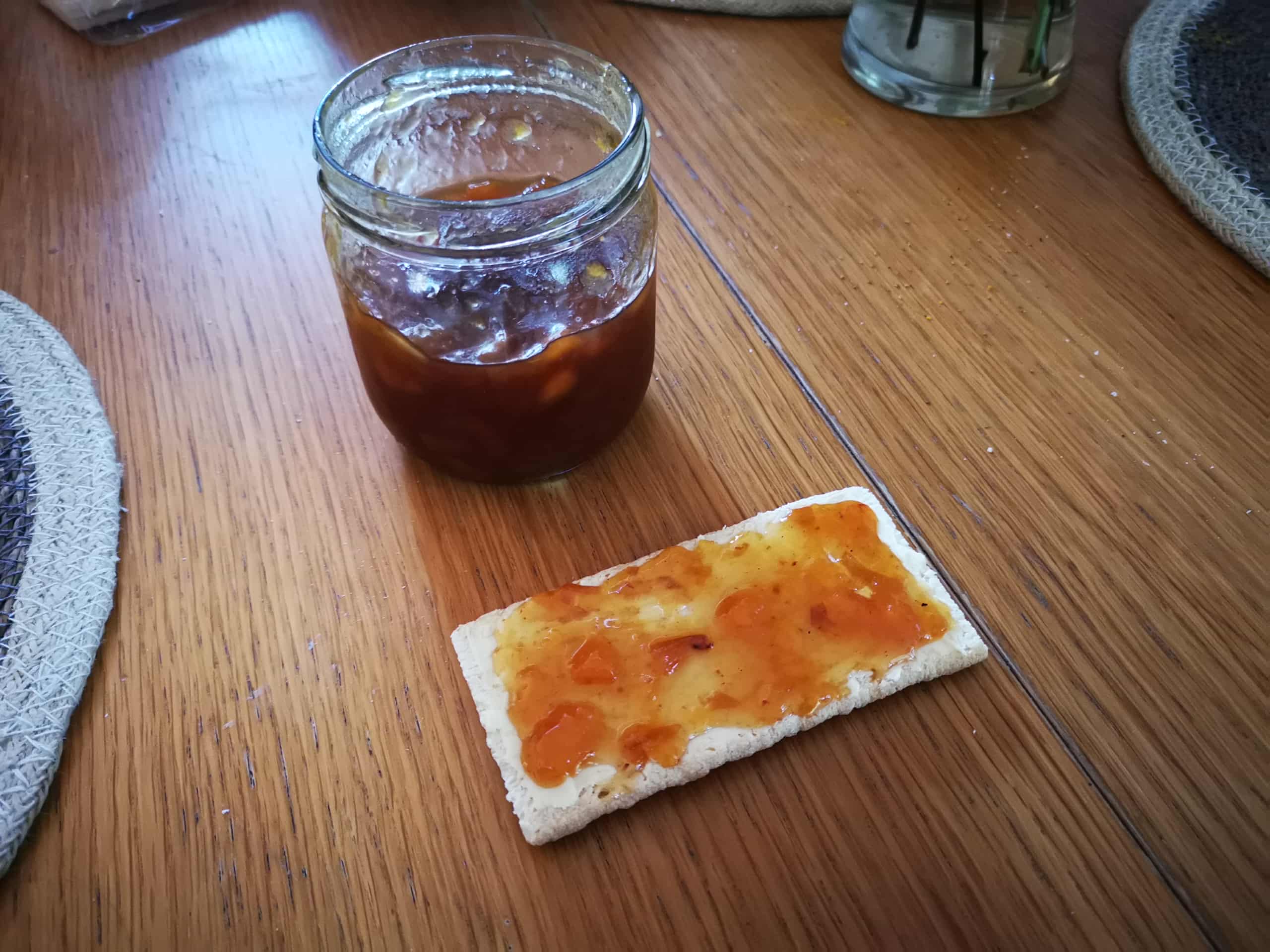 16 - confiture de pêche.jpg