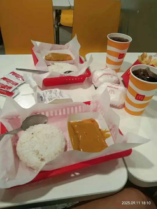 566222471_1453483802619571_7169692702045298917_n (1).jpg