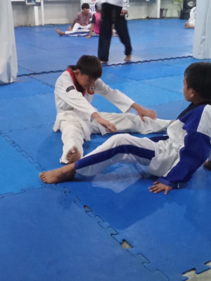 6bf2de33-7809-498f-8932-cfe75ef2d6f7.jpg