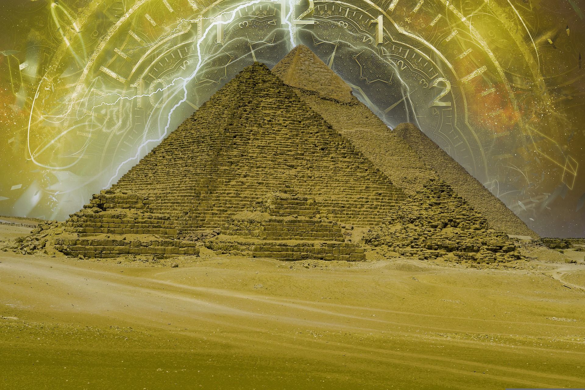pyramids-7297415_1920.jpg