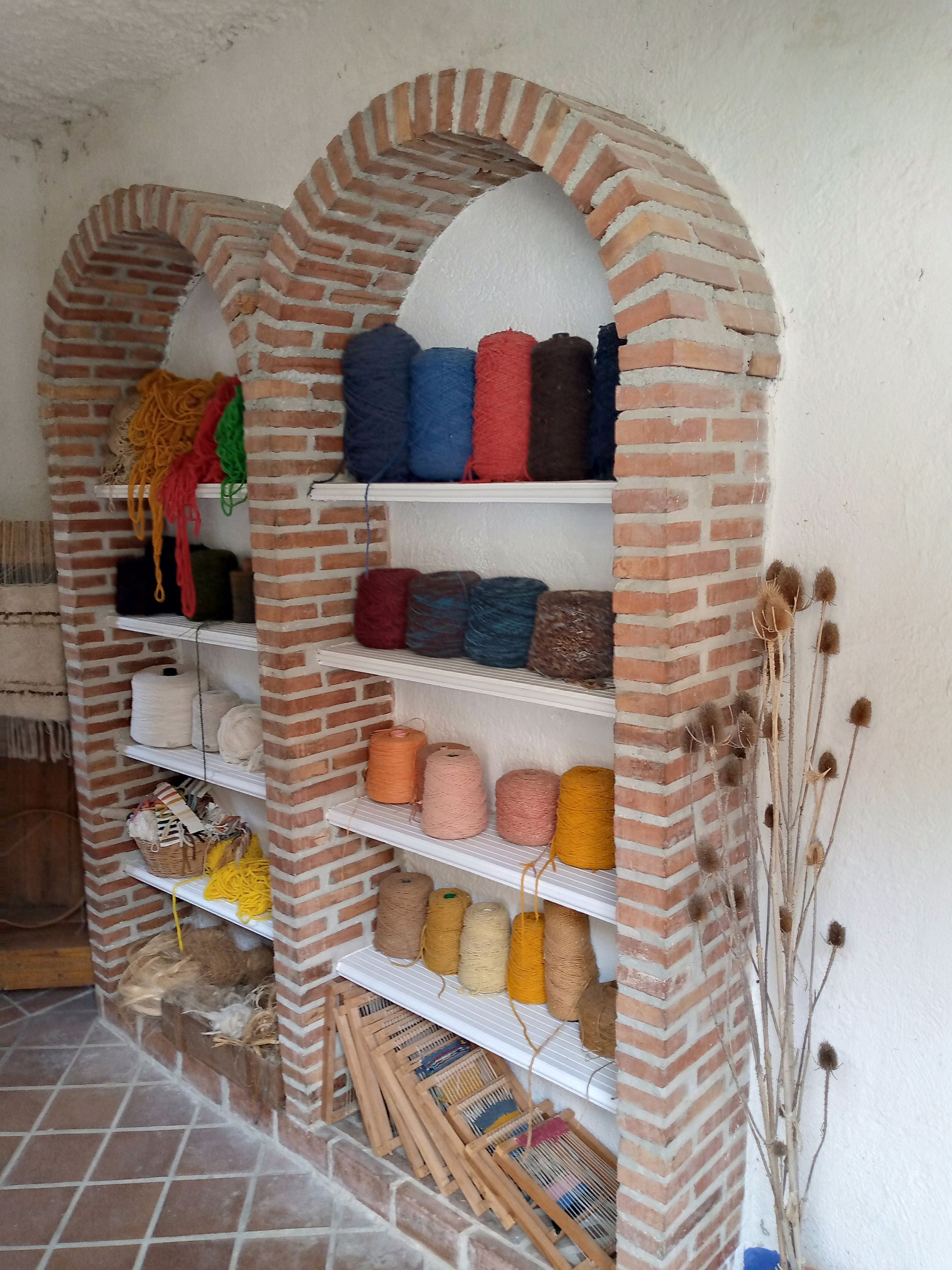 telar hilos.jpg