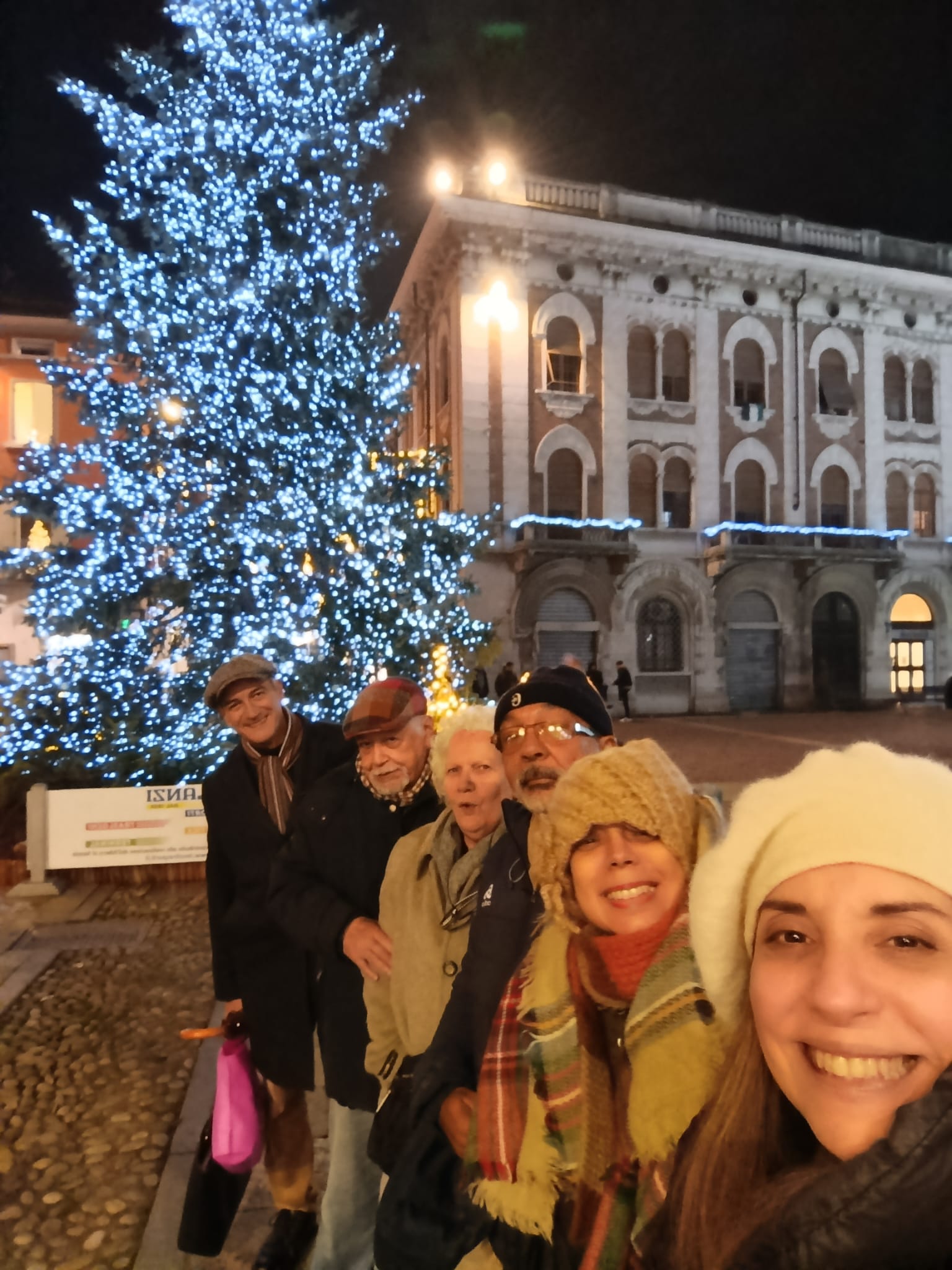 Fidenza con Hebe y amigos.jpg