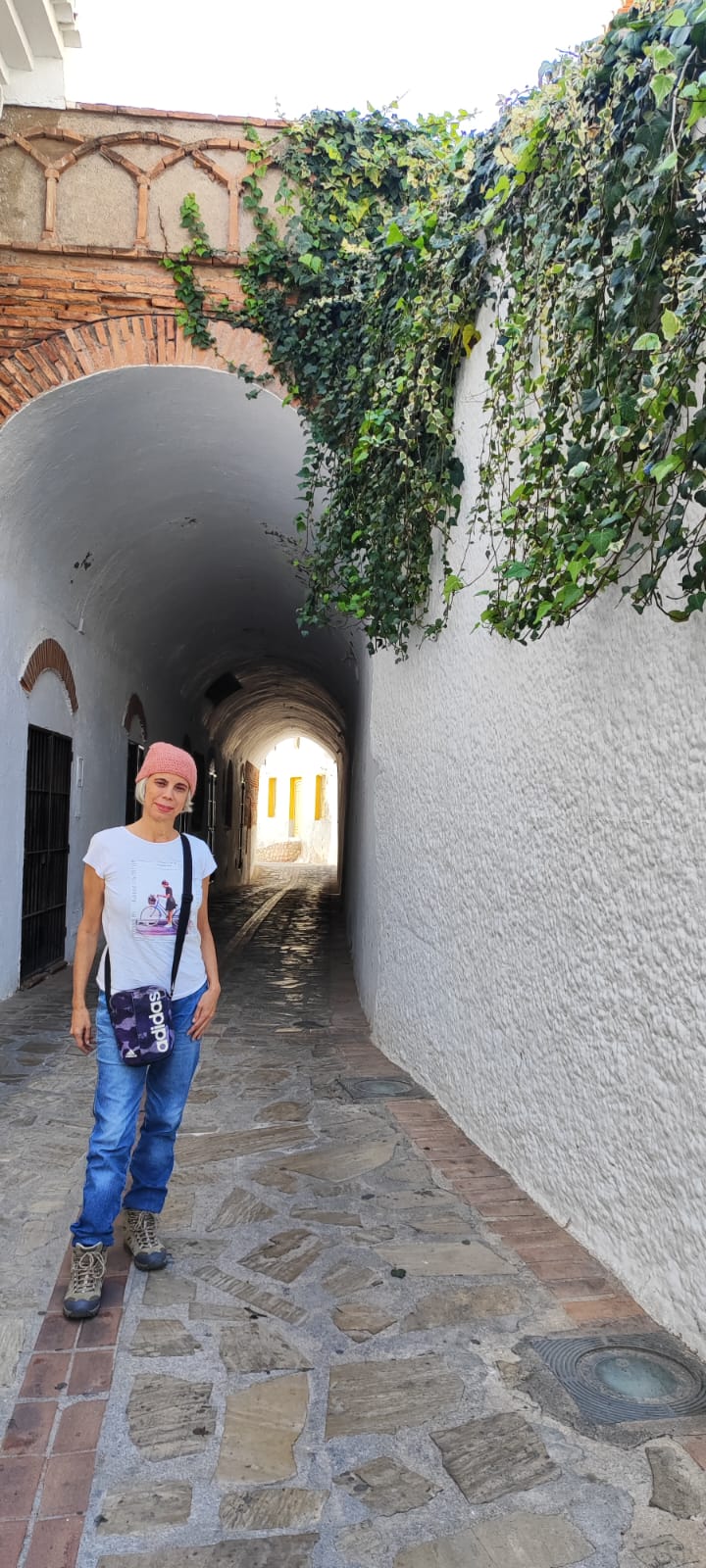 Salobreña yo junto a túnel.jpg