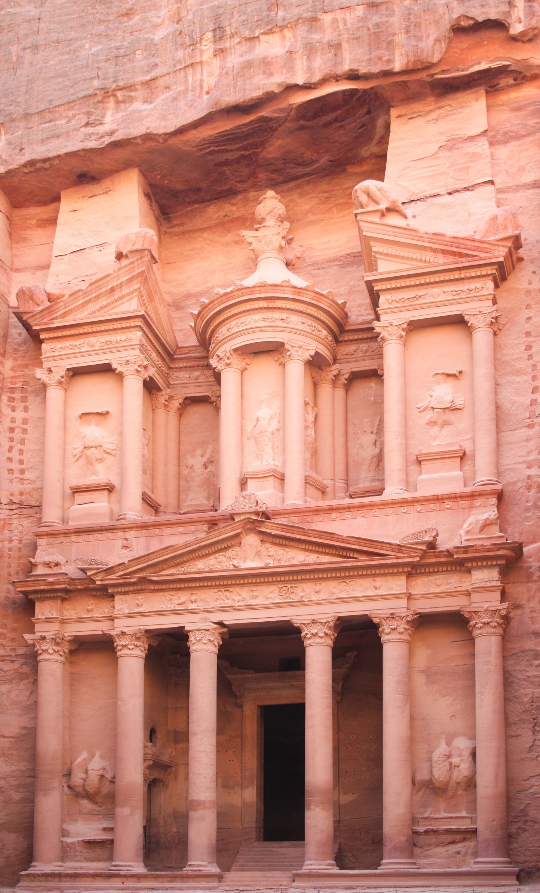 The_Treasury,_Petra,_Jordan5.jpg
