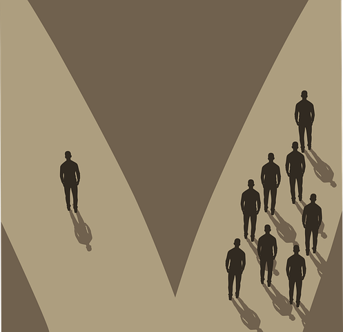 crowd-6881682__480.webp