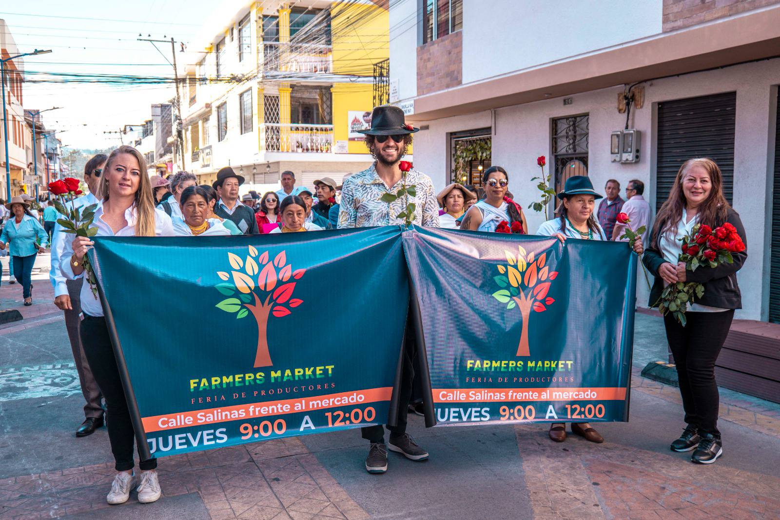 I don't like parades. At all. But I went because my good friend was to win a prize for her incredible work with the Farmer's Market, and I wanted to support her. I didn't regret it, the parade was quick, but the meeting until being handed the prize was 4 hours of the most boring political ego wanking. Still worth it. **Picture taken by the City of Cotacachi*