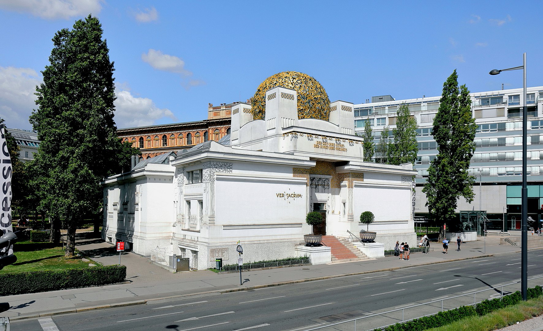1772px-Wien_-_Secessionsgebäude.jpeg