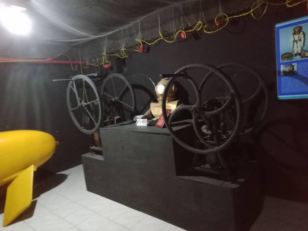 cuarto de buceo (8).jpeg