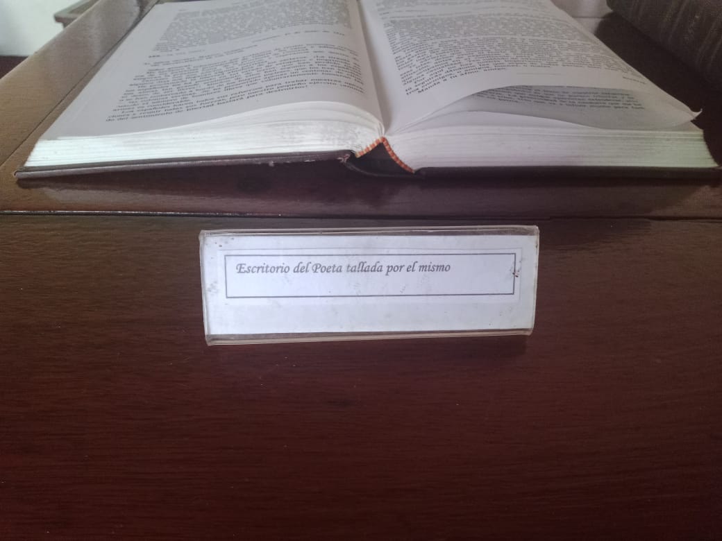 Oficina y pasillo 1 (5).jpeg