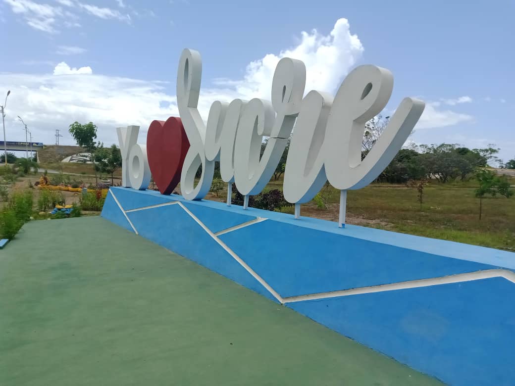 plaza yo amo a Sucre (25).jpeg
