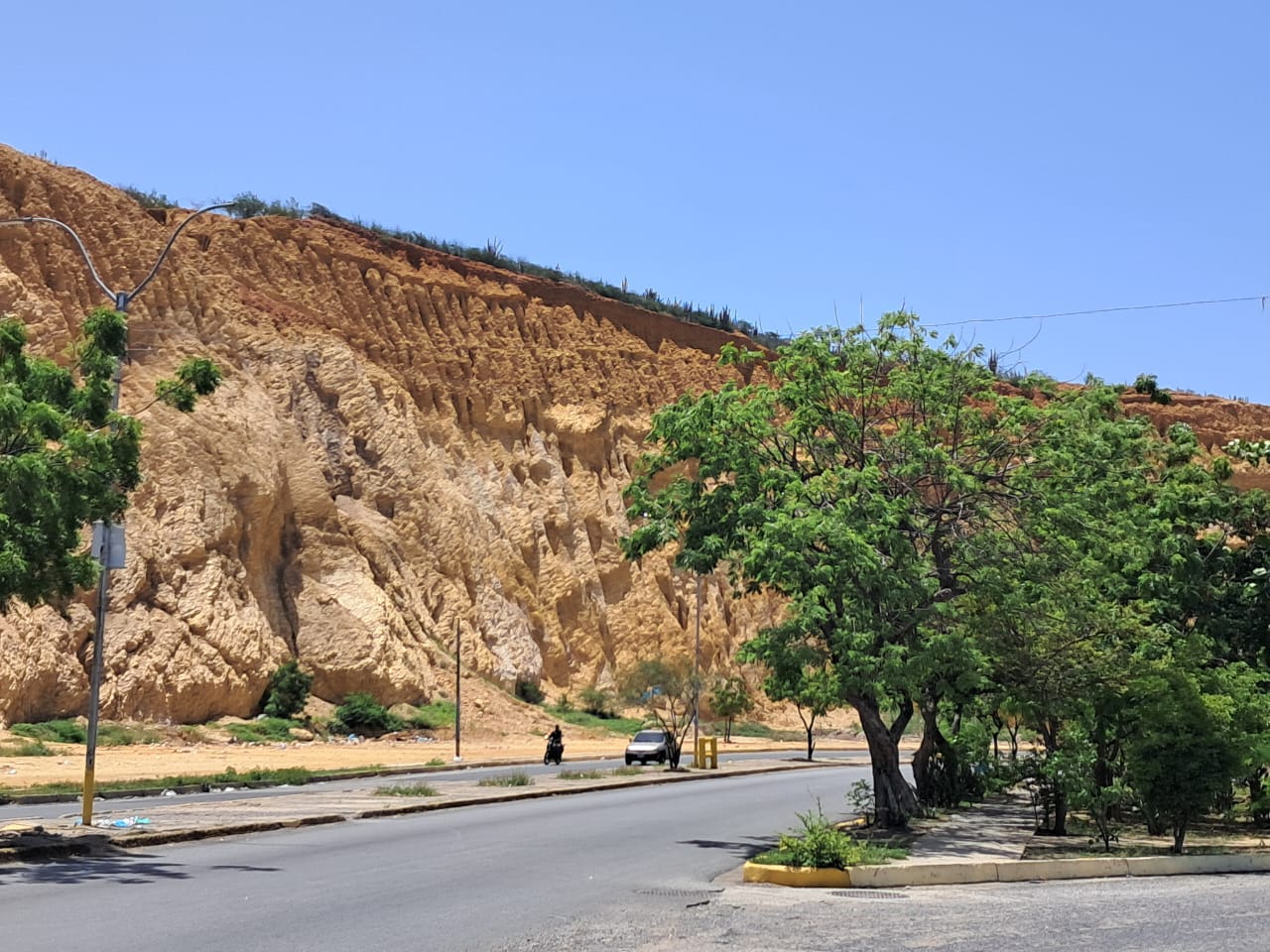 cerro y más (7).jpeg