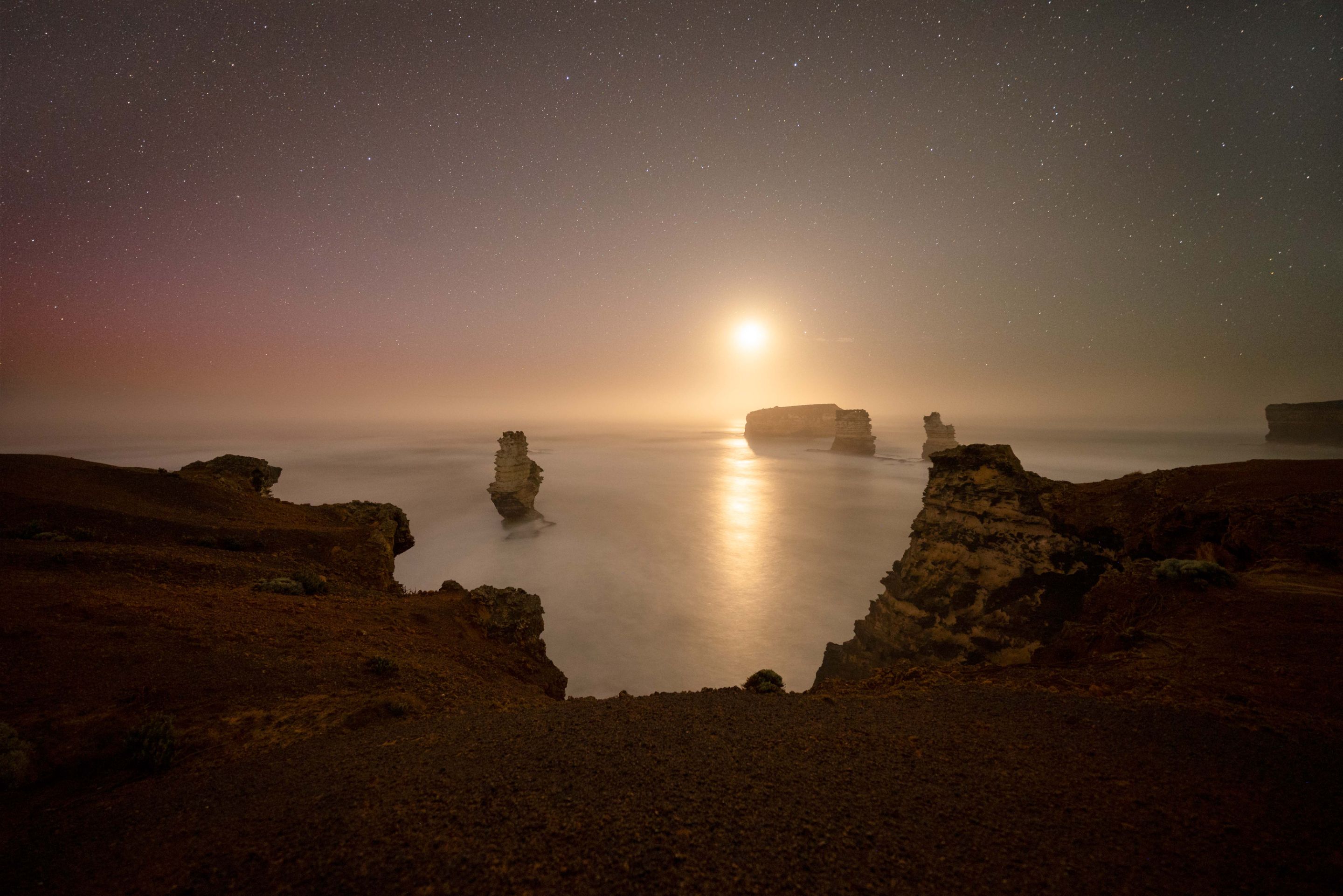 moonlit_boi_aurora.jpg