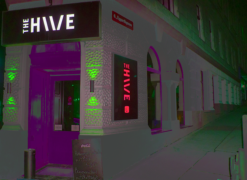 TheHIVE_Eingang2.png