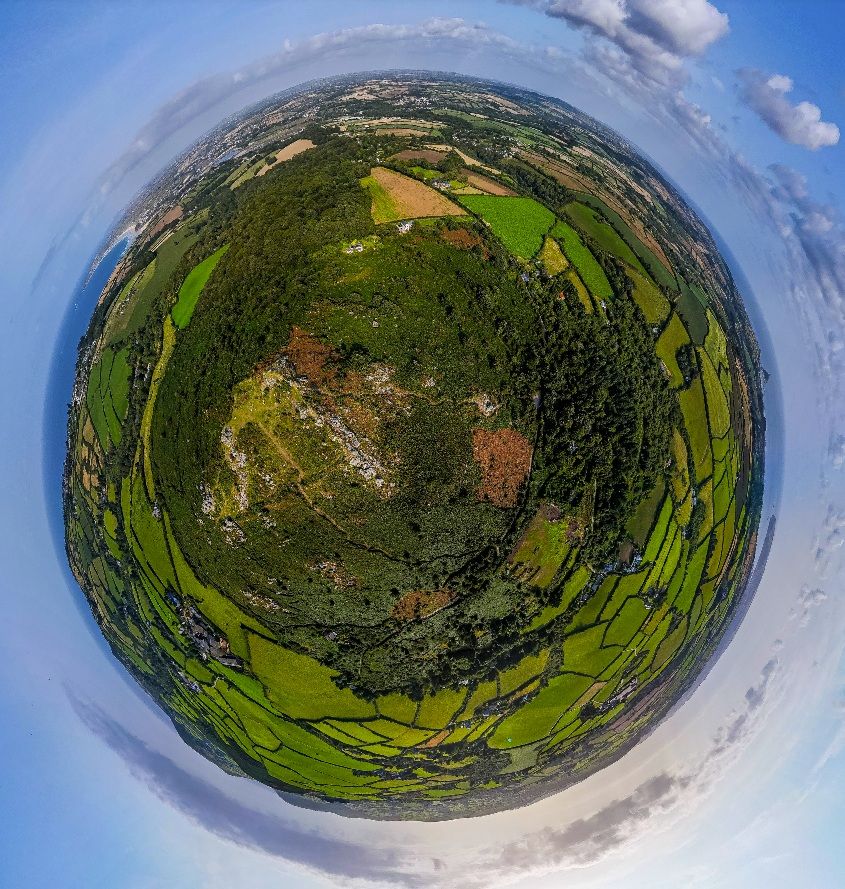 Trencrom Hill planet.jpg