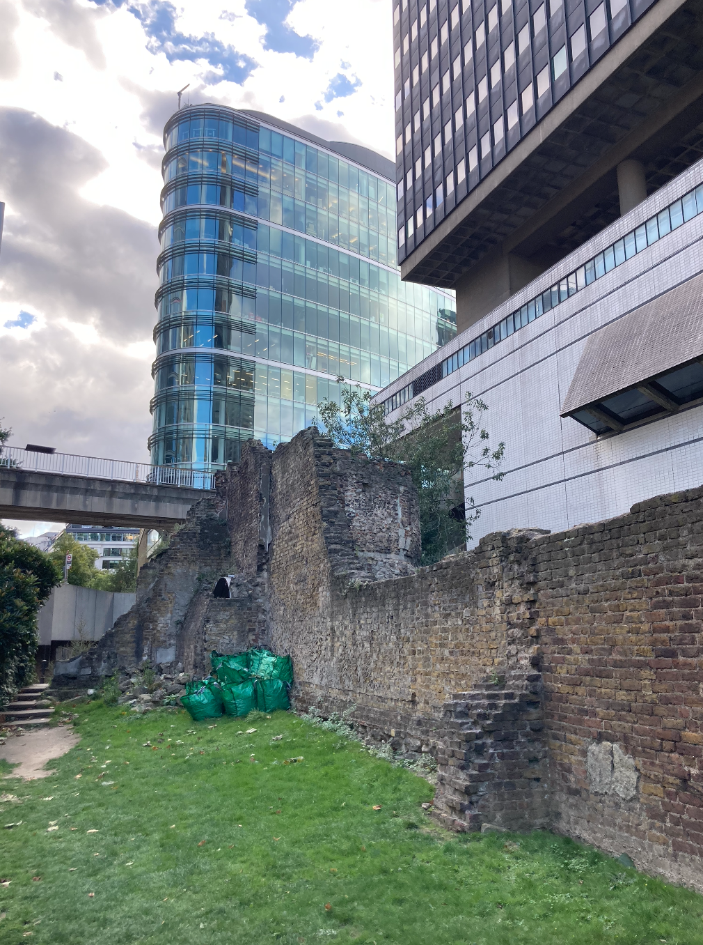 Screenshot 2025-10-20 at 15.25.53.png