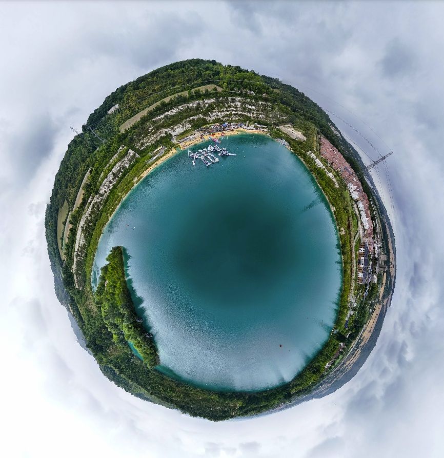 Kent St Andrews Lake planet.jpg