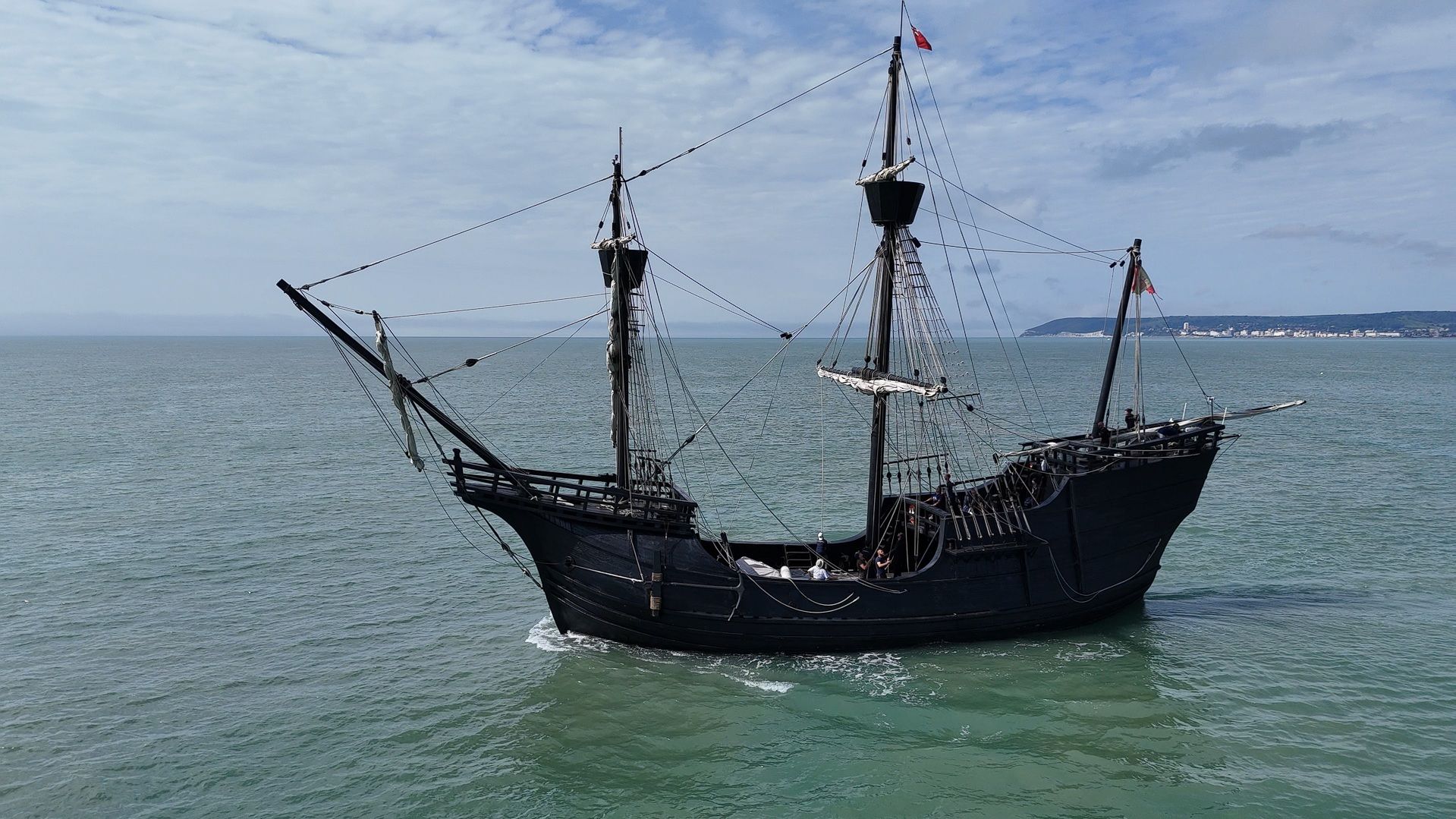Nao Victoria leaving Eastbourne3.jpg