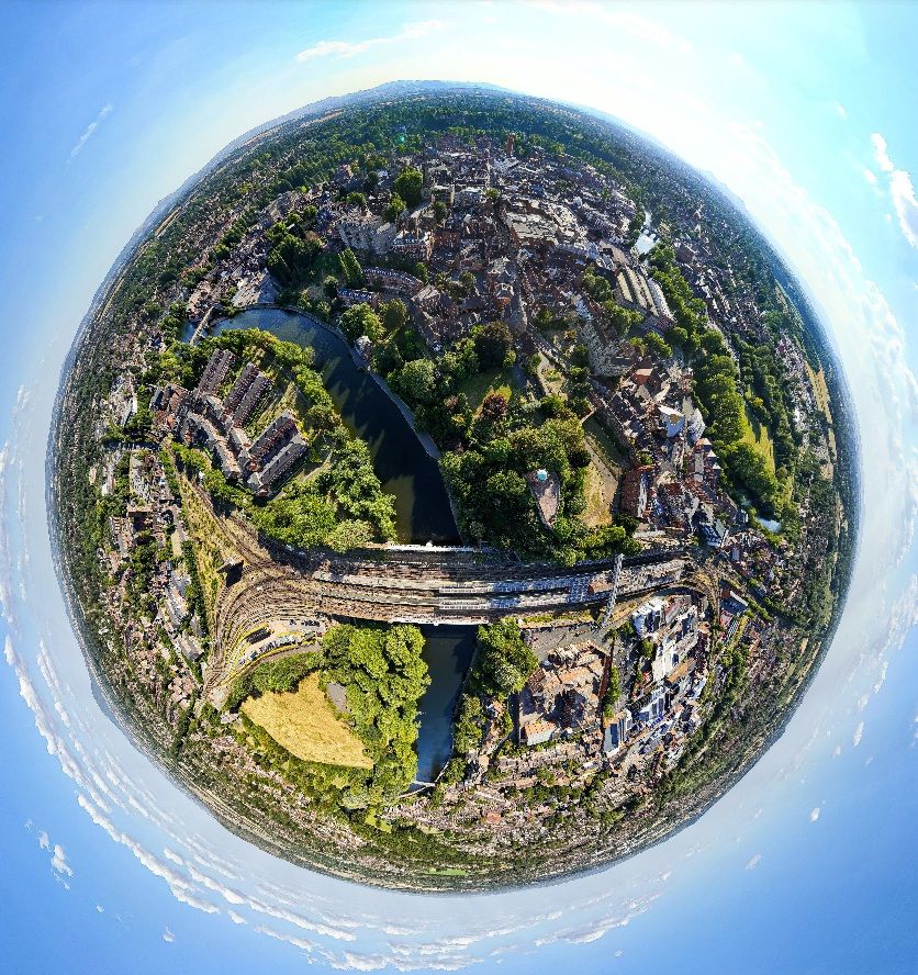 Wales shrewsbury Abbey Gardens planet.jpg