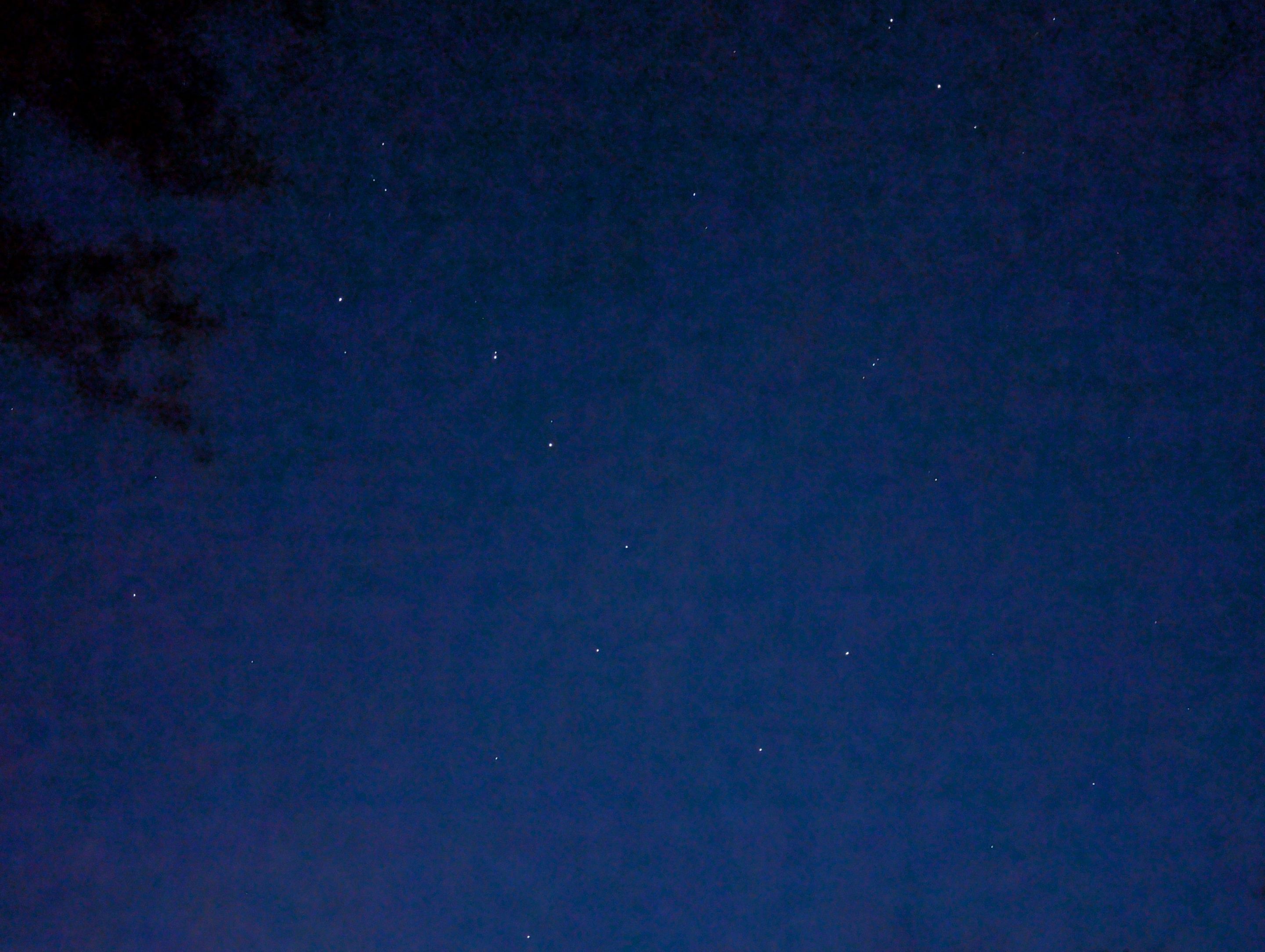 PXL_20250822_015659478.NIGHT.jpg