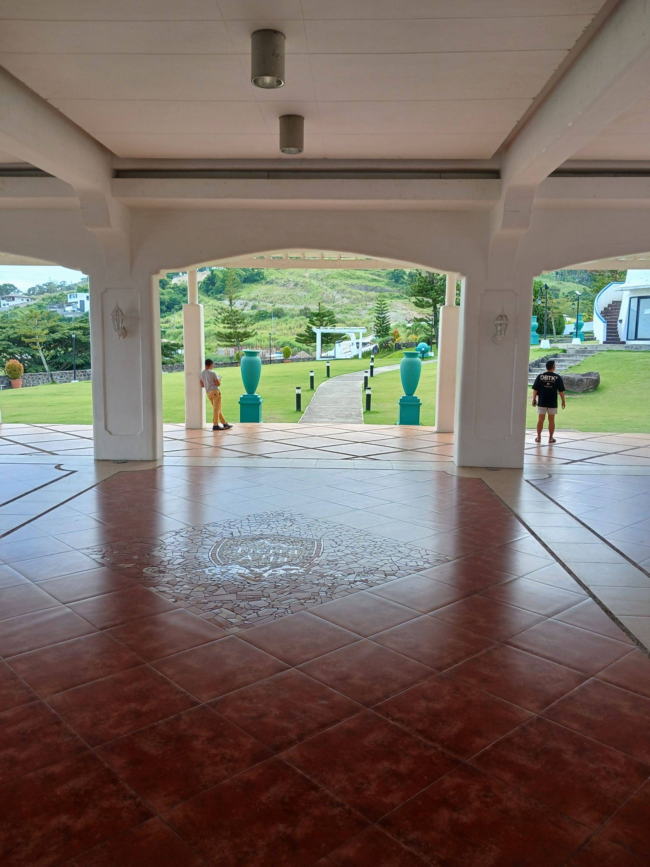 entrance way.jpg