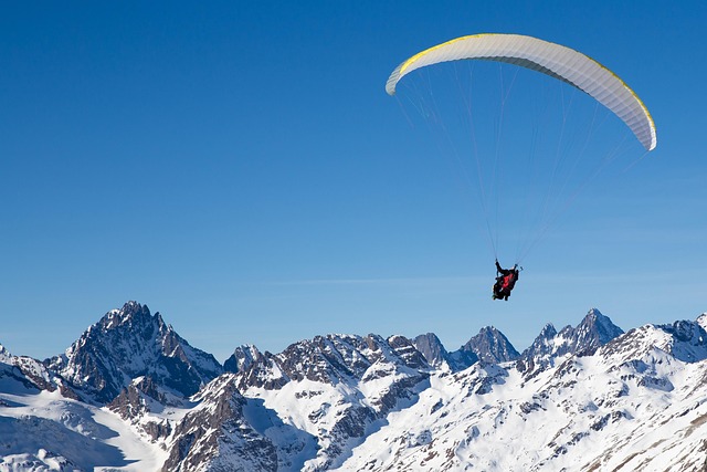 glide-6793976_640.jpg