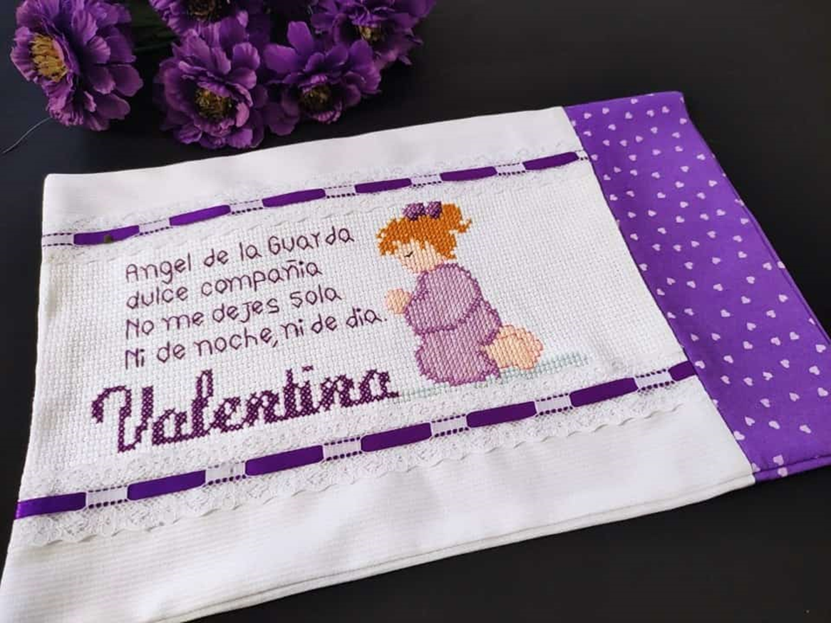 by @carolinacardoza