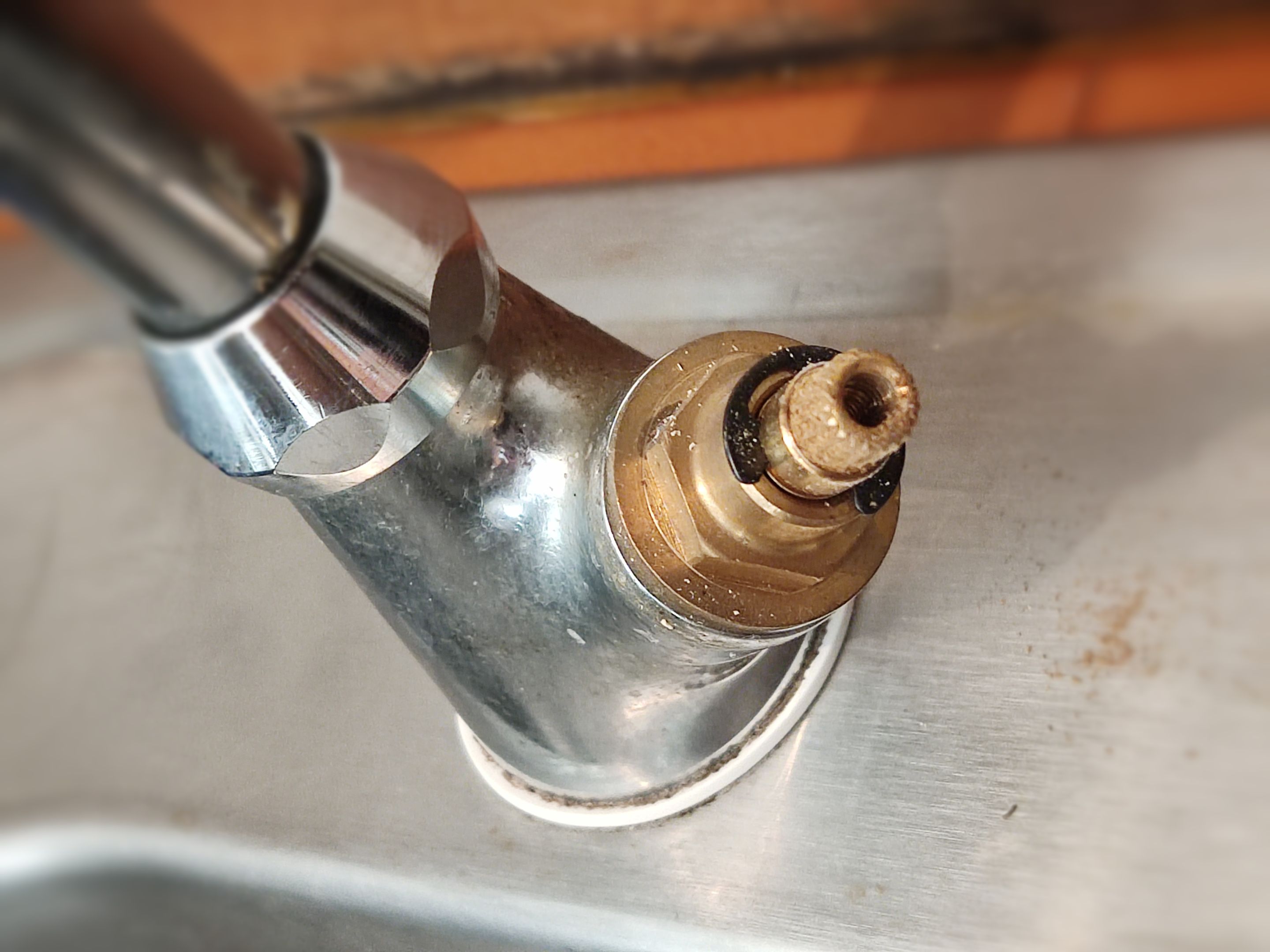 Kitchen tap 6.jpg