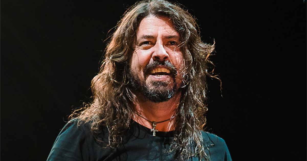GGAxFYD8-dave-grohl-2019.jpg
