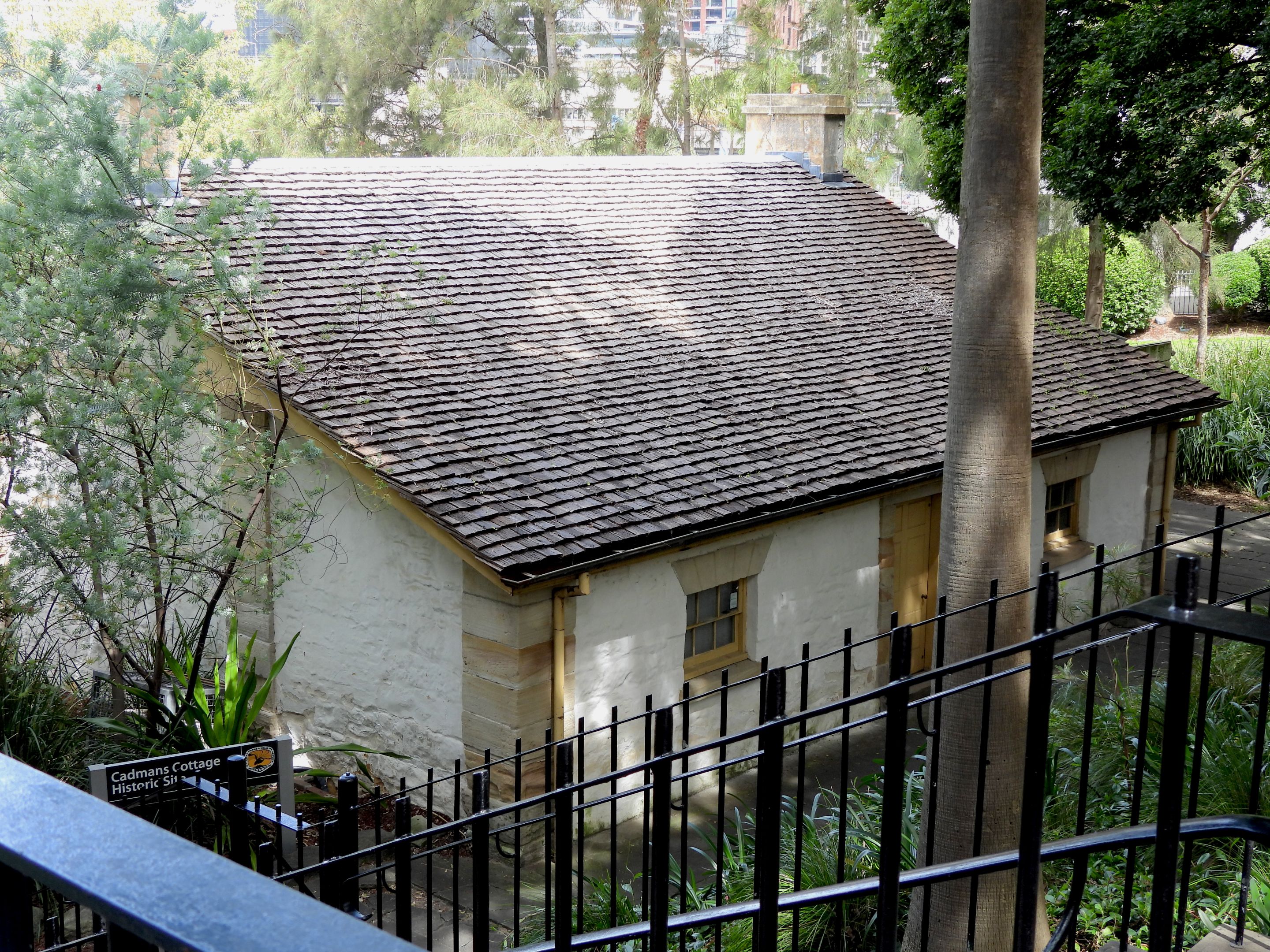 CADMANS COTTAGE2.JPG