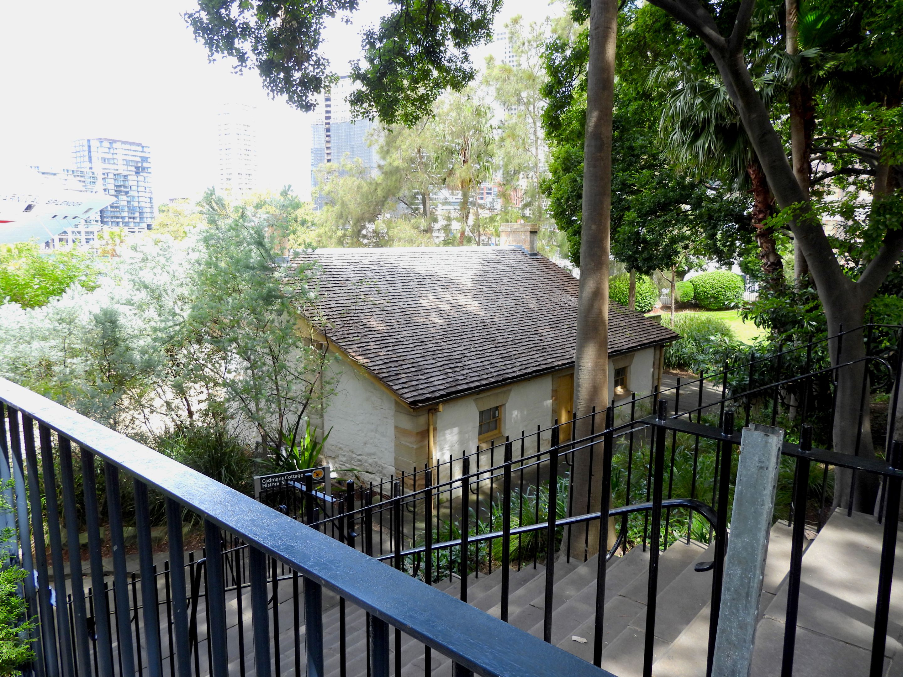 CADMANS COTTAGE1.JPG