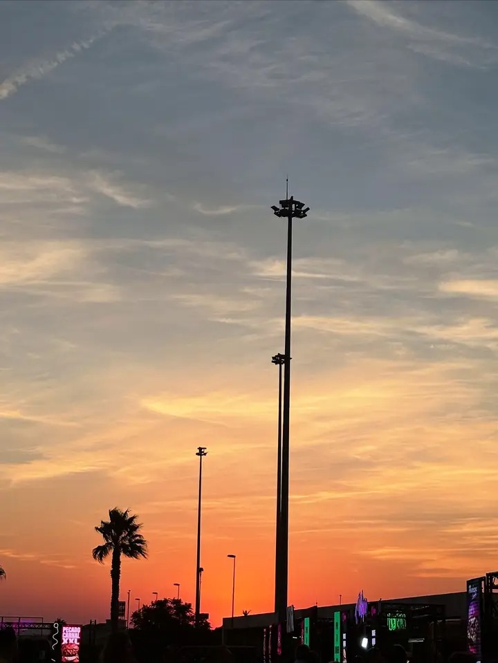 img_2_1759038763937.jpg