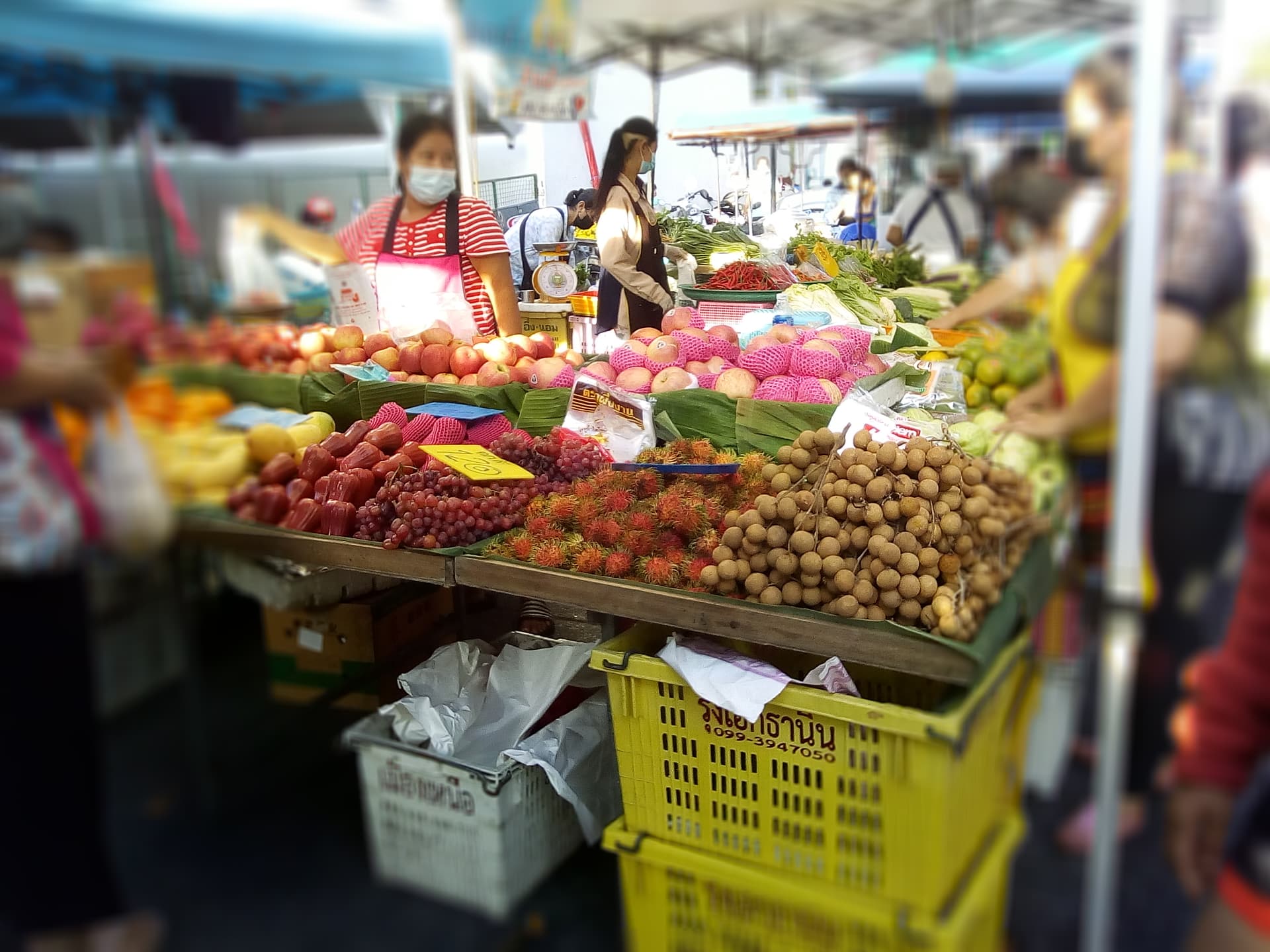 marketfruits3.jpg